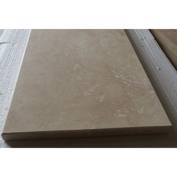 Travertin vindueskarme / trin 