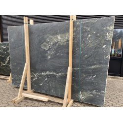 Pannonia Green - slebet overflade 