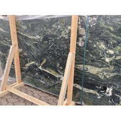 Pannonia Green - brstet overflade 