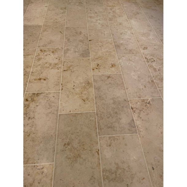 Jura Marmor Beige. Slebet