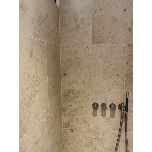 Jura Marmor Beige. Slebet