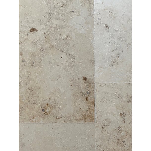 Jura Marmor Beige. Slebet