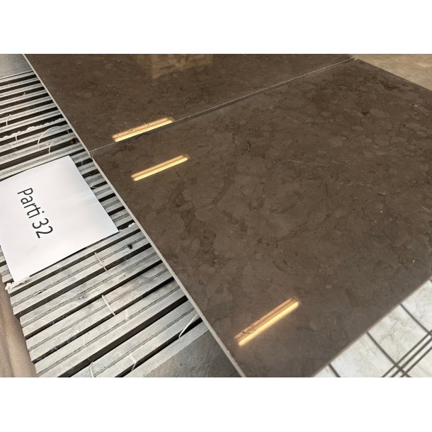 Pietra Black Parti 32